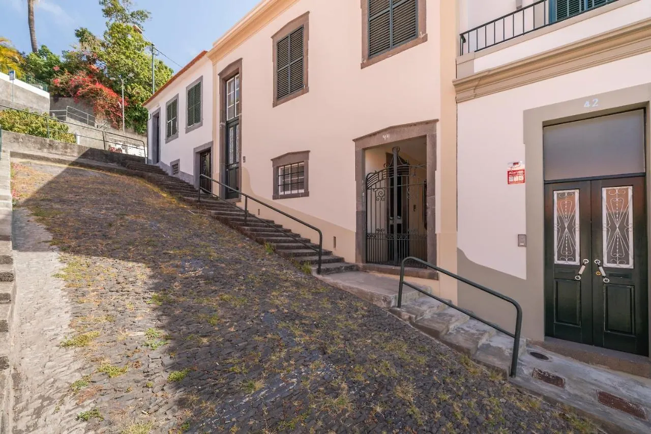 Ourmadeira - Chill Garden Apartment, Downtown Funchal  Apartment Funchal (Madeira)