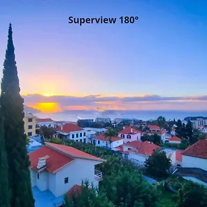 Apartment Summer Stay, Ocean Views, Big Spaces Sea Air, Funchal (Madeira)